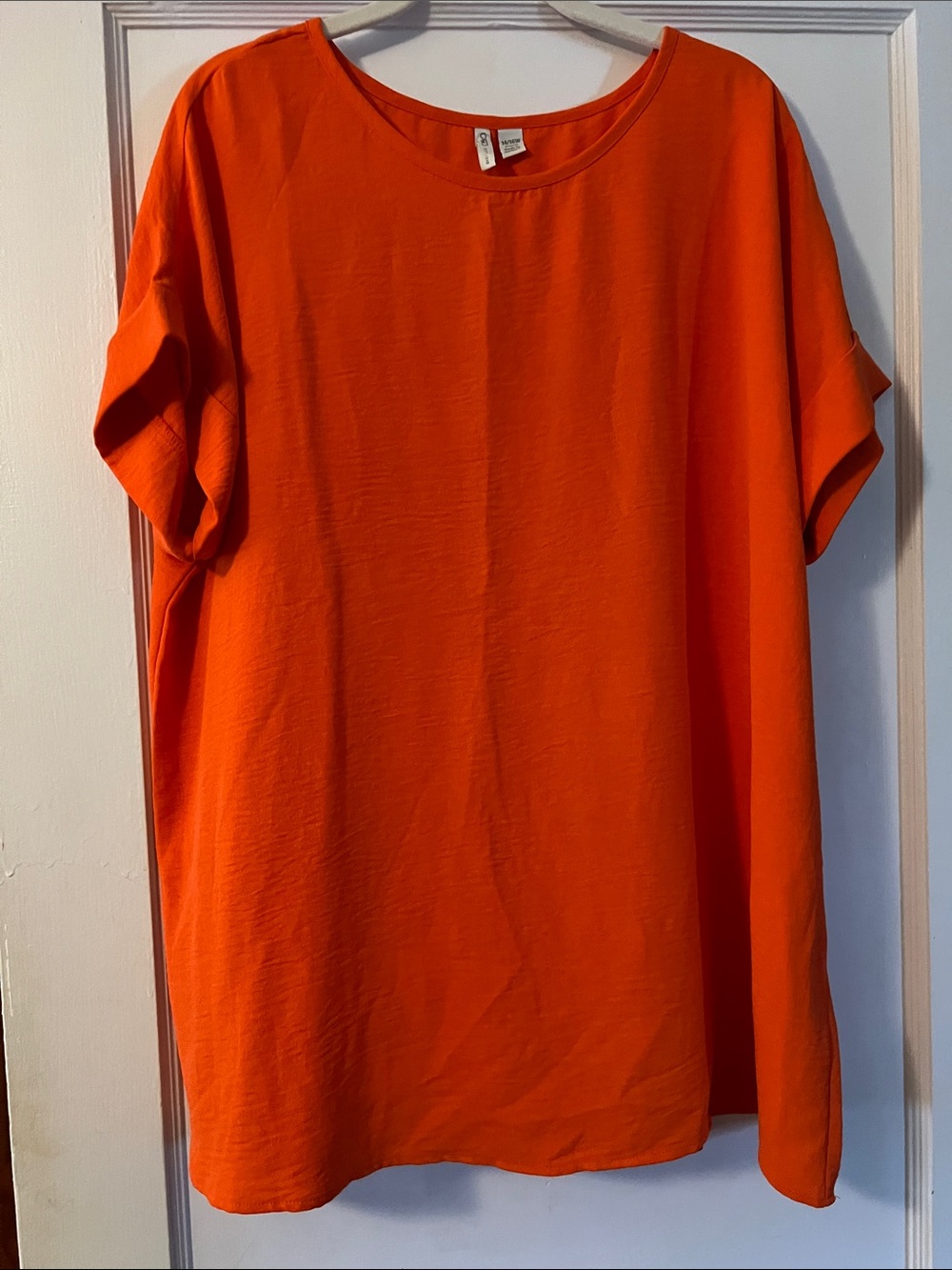 Cato Orange Short-Sleeve Crewneck Tee